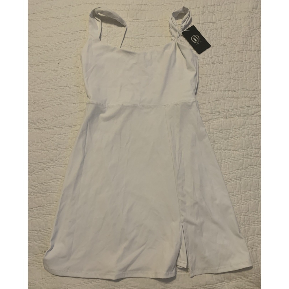 Diosa Fit white sports dress, size large